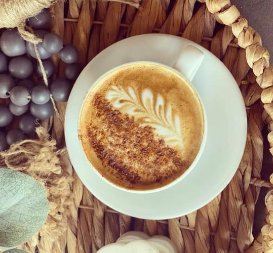 Latte art at Minch Coffee